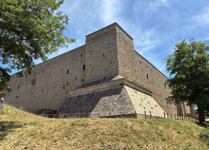 Castello di Lagopesole, Italy